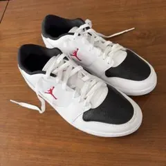 ナイキジョーダン1ローカットホワイト×ブラック×レッドメンズスニーカー　26cm