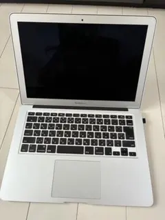 Apple MacBook Air 使用頻度少ないです。のサムネイル
