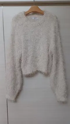 しまむら　近藤千尋コラボ　モールヤーンプルオーバー　M