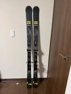 Völkl Deacon SW スキー板 165cm ブラック/イエロー