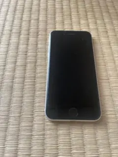 Apple iPhone SE (第2世代) ホワイト