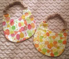 スタイ　よだれ掛け　ハンドメイド　リボンちょうちょ　ピンク　イエロー2枚セット
