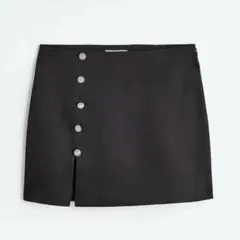 ビジューボタン付き ブラック ミニスカートのサムネイル