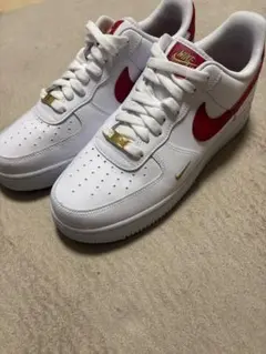 NIKE AIR FORCE 1 ホワイト レッド ゴールド