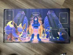 ロケット団 ラバープレイマット ムサシとコジロウ ニャース - メルカリ