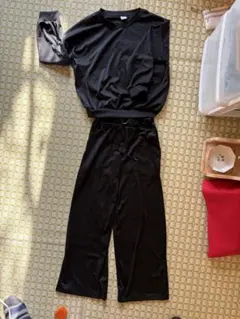 ☆送料無料・ブラック Sサイズ セットアップ