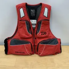 2026年最新】daiwa フローティングベストの人気アイテム - メルカリ