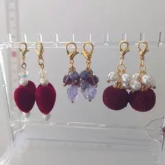 チャーム まとめ売り チェコビーズ 秋冬モデル 赤、紫系 ⑦