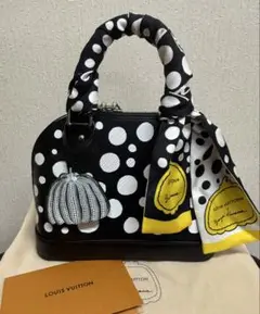値下げLOUIS VUITTON 草間弥生 ドット ストール 黒白 レア 草間彌生 LOUISVUITTON ドット ストール 水玉 ルイヴィトン