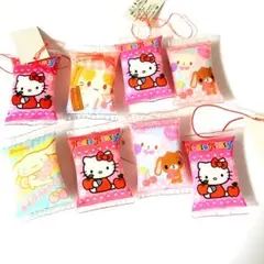 ましゅまろみたいなふわふわにゃんこ コインケース ポーチ すべて (マシュマロみたいなふわふわにゃんこ) | グッズ | サンリオ