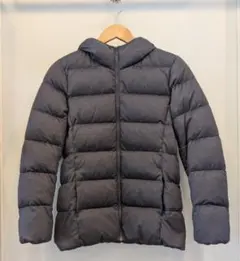 UNIQLO　ウルトラライトダウンジャケット　ダウンパーカ　079439　M
