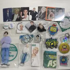 treasure あさひ アクスタ トレカ セット