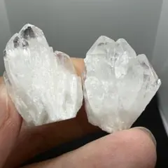 258 クリスタル 水晶クラスター 2点 透明度抜群 鬼門除け