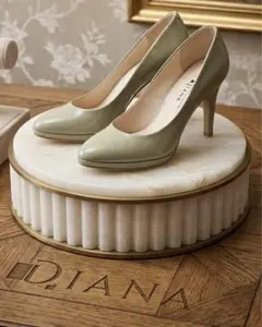 【美品】DIANA　ダイアナ　パンプス　23.5cm　グリーン系