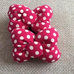 コメントで二個450円！ミニーちゃん型♡ショッキングピンクドットのリボンゴム♡