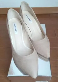 オデットエオディール パンプス