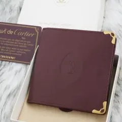 極美品　箱付き　Cartier カルティエ　二つ折り財布　マストライン　ボルドー