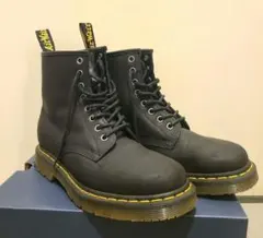 Dr. Martens 1460 8ホールブーツ