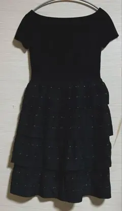 黒ワンピース ティアード ラメ 上品 フォーマル 結婚式 二次会のサムネイル