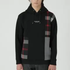 【新品】ブラックレーベルクレストブリッジ　パーカー　M　黒　バーバリー　268