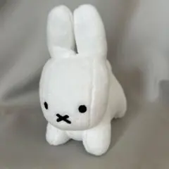 ミッフィ　ぬいぐるみ