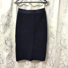 【処分間近】UNIQLO　ネイビー リブ編み タイトスカート スリット入り