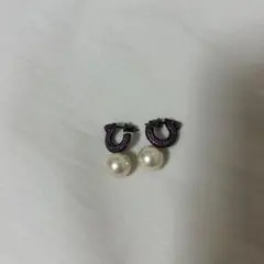 フェラガモピアス