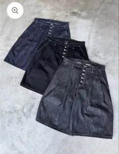 BELVET Star Studded Rigid Tuck Shorts - メルカリ