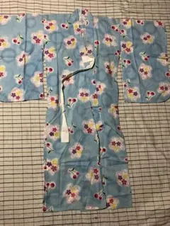 さくらんぼとお花が可愛い浴衣110㎝水色☆少々汚れあり