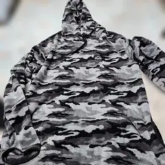 OUTDOOR カモフラージュ パーカー