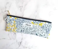 ハンドメイド✩.*˚スリム ペンケース 【ミモザ×ブルー】フラットポーチ