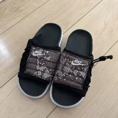 Nike スライドサンダル