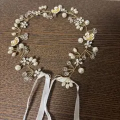 花とパールのカチューシャ
