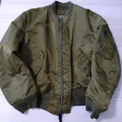 変色箇所有り　ALPHA INDUSTRIES MA-1ジャケット Lオリーブ
