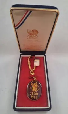 1988年　ソウルオリンピック　公式グッズ　キーホルダー
