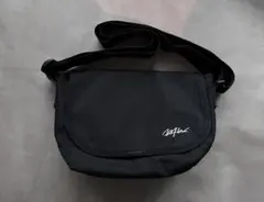 NEW ERA × WTW コラボ ナイロンショルダーバッグ