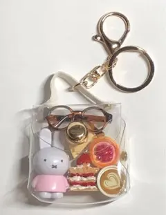 ガチャ詰めポーチ　ミッフィー　お菓子 ピンク系　ガチャ