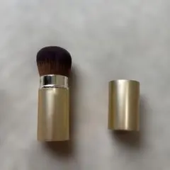 ONLY MINERALS ポケット ファンデーション ブラシ *匿名配送*のサムネイル