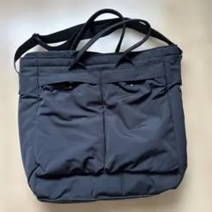 UNIQLO C 2WAYユーティリティバッグ　黒のサムネイル