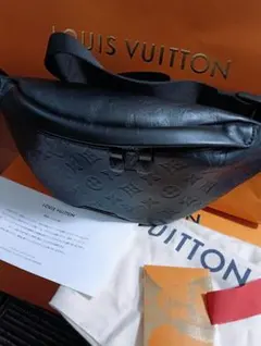 LOUIS VUITTON ディスカバリーバムバッグ ボディバッグ（超美品）