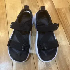 NIKE サンダル　22cmのサムネイル