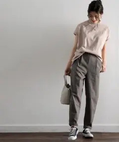 新品★ classicalelf タック入りハイウエストテーパードパンツ