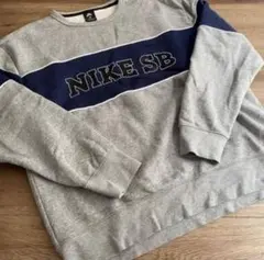 グレー スウェット