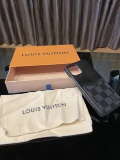 LOUIS VUITTON 12Pro ケース ダミエ 正規品 箱・保存袋付きのサムネイル