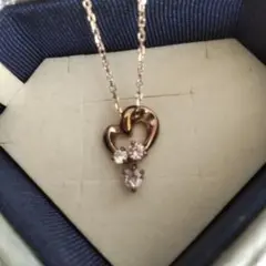 お値下げ４℃ハート型ストーンネックレス