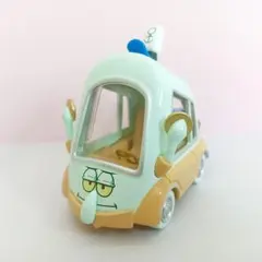 スポンジボブ popmart イカルド 車