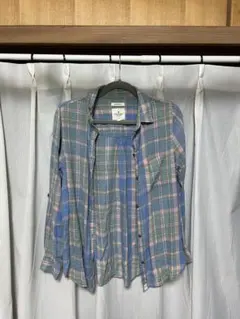 AMERICAN EAGLE OUTFITTERS 長袖シャツ