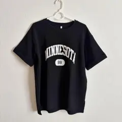 ロゴTシャツのサムネイル