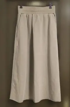 ニューバランス　ロングスカート　グレージュ　L