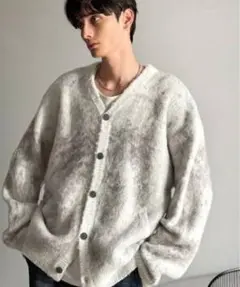 モヘアライクシャギー素材オーバーサイズVネックカーディガン ホワイト